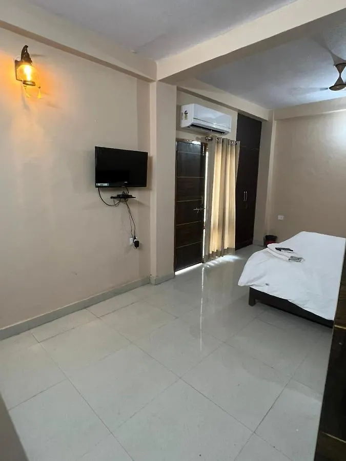 Sampanna Stays Varanasi Bed & Breakfast